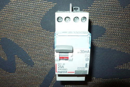 Interrupteur differentiel 25a - interrupteur,