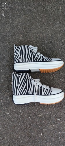 Chaussures neuves toile - neuves,