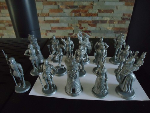 Anciennes figurines mokarex - anciennes,