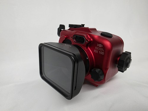 Isotta underwater housing for