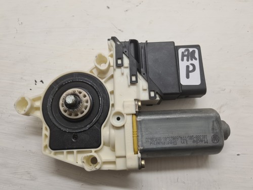 Moteur lève vitre arrière