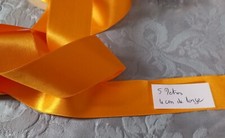 ANCIEN  RUBAN SATIN DOUBLE FACE  5 METRES SUR  4 CM STOCK  DES ANNEES 1950