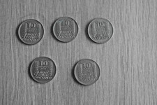 Lot  de  5  pièces  de  10