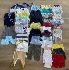 Vêtement Bébé. Lot complet