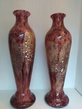 Paire de grands vases signés