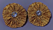 Superbe boucles d'oreilles YSL