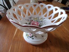 Jolie coupe a fruits décor floral MOUSTIER