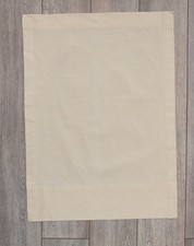 Petit rideau en toile écrue