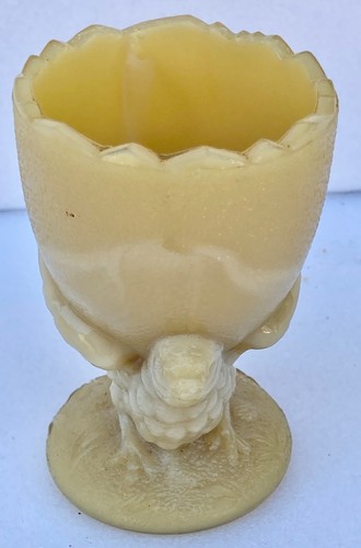 Coquetier forme poule ou - ,