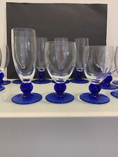 verre luminarc Modèle Molière Flûte À Champagne Verre A Vin Et Eau Pied Bleu 15p