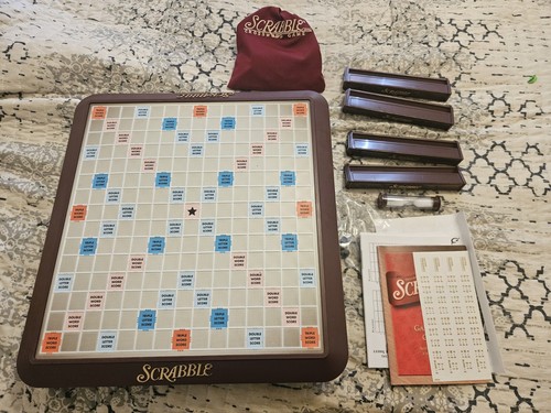 Deluxe turntable scrabble - turntable,