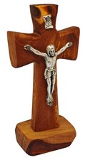 Croix crucifix sur pied en