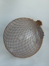 Ancien flotteur de pêche en verre soufflé . Boule marine. 