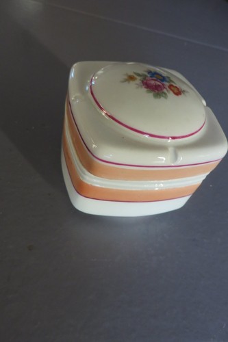 Anciene boite porcelaine - porcelaine, art