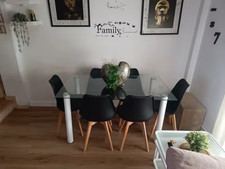 Ensemble de 6 chaises de salle