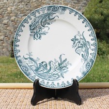 Ancienne assiette plate en faïence de Sté Amandinoise modèle Iris