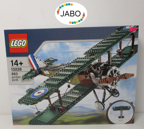 Lego sculptures - r4/10,
