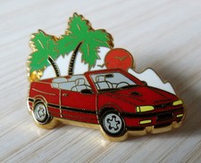 RARE VERSION PIN'S VOITURE RENAULT 19 ROUGE CABRIOLET ZAMAC FRAISSE