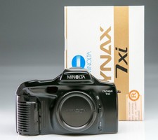 MINOLTA DYNAX 7 XI