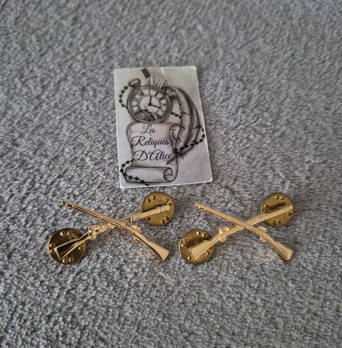 Paire insigne pin s de - d'insigne, col