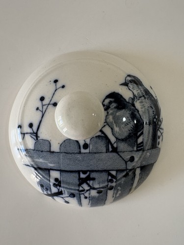 Petit couvercle faience - , terre