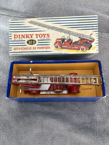 Dinky toys auto - 32, auto-Échelle