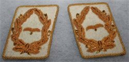 Patte col général - patte, major