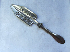 Cuillère à  absinthe