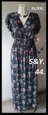 Belle robe floral d'été, longue T:  XL/XXL  42/44