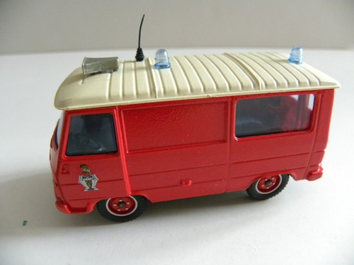 Peugeot j9 pompiers - 1/50,