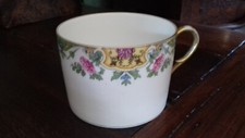 TASSE ANCIENNE PORCELAINE FINE
