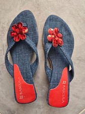 BASCULA Tongs originales à petits talons en jean et sequins rouges P. 37 