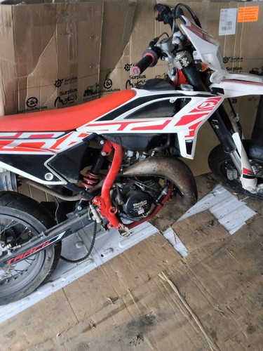Vendre toute pièce beta 50 - beta,