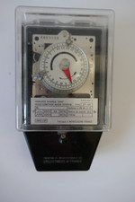 Ancien compteur electrique type DT-AS  EDF vintage Landis et Gyr industriel deco