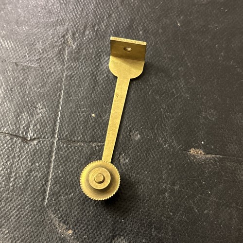 écrou fixation timbre pendule - Écrou,