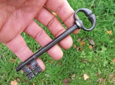 130mm Ancienne Clé en Fer Forgé "Cuisses de Grenouille" 17ème,Clef, Antique Key