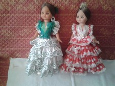 Poupée en robe Espagnole, No Famosa, No Bella 40cm