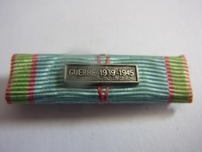 BARRETTE DE RAPPEL MEDAILLE  COMMEMORATIVE 1939-1945 GUERRE 1939-1945