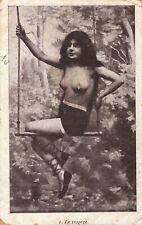 CPA FANTAISIE SCENE ET TYPE NU ARTISTIQUE I . LE TRAPEZE