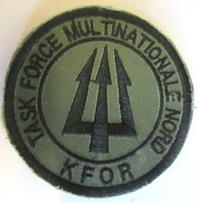 TASK FORCE MULTINATIONALE NORD - KFOR - Insigne tissus basse visibilité - OPEX