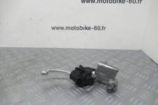 Maitre cylindre frein avant