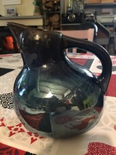 Très jolie carafe pensue en