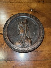 Boîte Ancienne Ronde en bois Bretonne Bretagne  sculpté