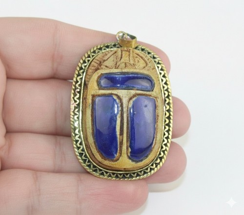 Rare pendentif scarabée