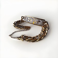 18 karat gold bracelet with