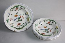 4 assiettes creuses en