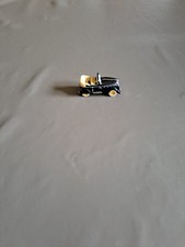 fève voiture  Renault  suprastella coach 1939