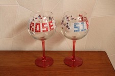 NEUF / TRES RARE / 2 VERRES rosé PASTIS 51 PISCINE / PIEDS ROUGE / No RICARD