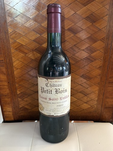 Vin rouge château - rouge, petit