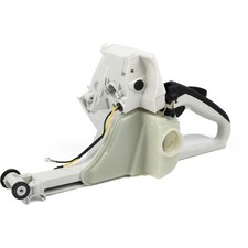 Poignée avec réservoir